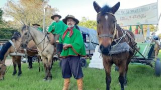 Chegada da Chama Crioula dá inícios aos festejos da Semana Farroupilha em Camaquã