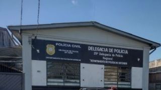 Polícia prende membro de quadrilha que vendia drogas perto de escola em Tapes