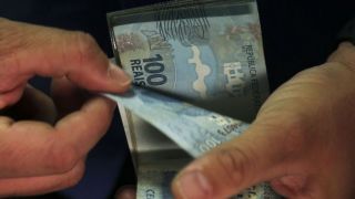 Parcela de setembro do Auxílio Brasil é paga aos beneficiários com Número de Inscrição Social com final 9