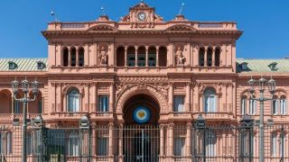 Após ameaças de bomba na Casa Rosada, sede do governo da Argentina é esvaziada