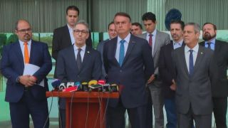 Reeleito no primeiro turno em Minas Gerais, governador Romeu Zema anuncia apoio a Bolsonaro