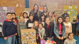 Mostra de Trabalhos da Escola Alaídes em Chuvisca