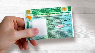 Prazo para utilização de CNHs vencidas em outubro de 2021 termina dia 31