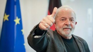 Lula intensifica aproximação com líderes estrangeiros no início da transição de governo