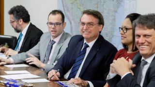 Bolsonaro defende validade do trabalho infantil em vídeo na internet
