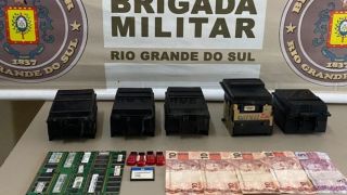 Brigada Militar apreende caça-níqueis em São Lourenço do Su
