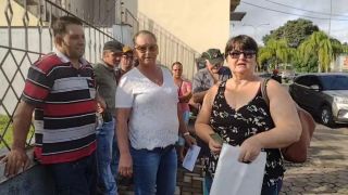 Moradores de Colônia Nova realizam manifestação em frente a CEEE EQUATORIAL