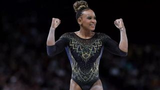 Rebeca Andrade explica choro ao fim da prova e celebra vitória na Olimpíada de Paris: “Terminei com chave de ouro”