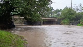 Desassoreamento do Arroio Duro facilita o fluxo da água que se mantém em nível baixo no perímetro urbano de Camaquã