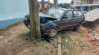Idoso morre ao sofrer infarto e colidir em poste no bairro São José
