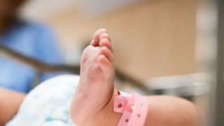 😱Bebê é deixado em boca de fumo como garantia de dívida de R$ 150 no Paraná