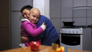 Conheça a história da menina de Caxias do Sul que receberá doação de medula do irmão.