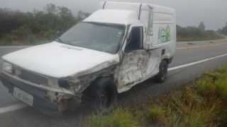 Motorista sofre mal súbito, invade a pista contrária e bate em caminhão na estrada para Arambaré