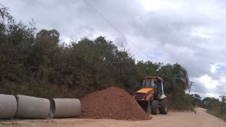 Obras na entrada de Amaral Ferrador 