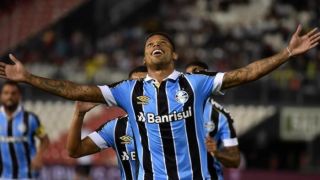 Com dois de André, Grêmio goleia o Libertad no Paraguai e avança às quartas da Libertadores