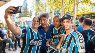 Renato arrasta dúvida no meio e se divide entre exposição ou resguardo para jogo decisivo