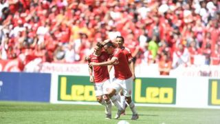 Internacional vence a Chapecoense no finalzinho pelo Brasileirão
