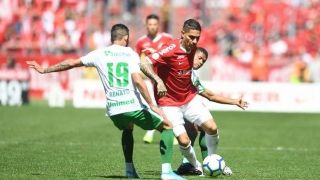 Guerrero rebate protesto de torcida: 'Raça e vontade nunca vão faltar'