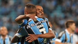 Arrasador, Grêmio atropela o Avaí e faz 6 a 1 na Arena