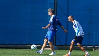 Renato Gaúcho pode escolher Thaciano para quarta