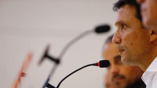 Zé Ricardo é apresentado como técnico do Inter: "Confio nas pessoas que estão aqui"