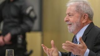 Defesa de Lula pede que TRF4 suspenda julgamento que pode anular sentença do sítio de Atibaia
