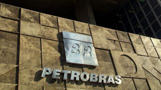 Petrobras desiste de aumento no preço do diesel