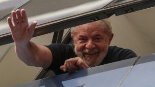 Defesa de Lula pedirá "libertação imediata" do ex-presidente