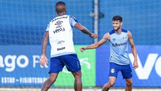 Capixaba pede Grêmio focado em "jogo de Copa do Mundo" contra a Chapecoense