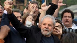 Lula inicia no Nordeste a série de viagens que pretende fazer pelo Brasil