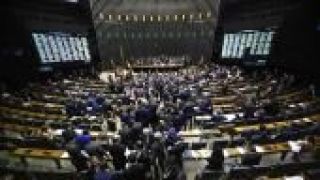 Câmara aprova PEC que permite repasse direto de recursos federais a Estados e municípios