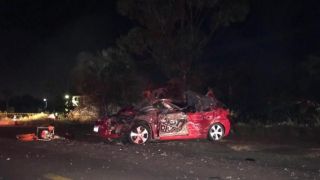 Acidente entre ônibus e dois carros deixa quatro mortos em Viamão