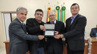 Antonio Carlos Mesquita recebe Título de Cidadão Amaralense 