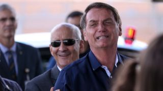 Bolsonaro diz que enviará projeto de lei para dobrar diárias de soldados do Exército