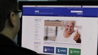 INSS fechará agências ineficientes e adotará reconhecimento facial