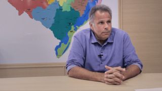"Não há tempo hábil", diz secretário da Educação sobre recuperação do ano letivo até o início do próximo