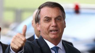 Bolsonaro diz que acertou com Aneel continuidade do subsídio da energia solar