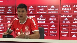 Musto chega ao Inter para "voltar a sentir adrenalina" em campo