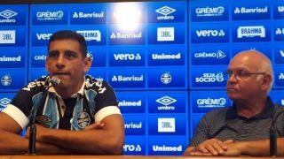 De volta ao Grêmio após 13 anos, Diego Souza revela "obsessão" pela Libertadores