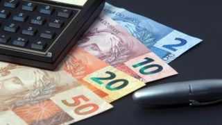 Maioria dos inadimplentes deve até R$ 1 mil: confira dicas para limpar o nome no SPC