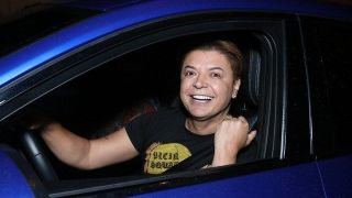 David Brazil tem carro riscado com a palavra “racista” após polêmica