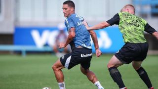 Thiago Neves corre atrás da melhor forma física até o Gre-Nal