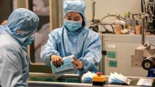 Médicos chineses alertam para risco de reinfecção por coronavírus