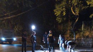 Polícia investiga morte de homem encontrado em rua de Porto Alegre