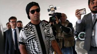 Ronaldinho Gaúcho é preso com passaporte falso no Paraguay
