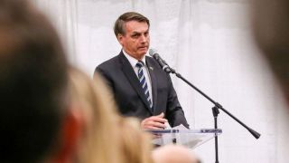 Bolsonaro afirma que "apresentará provas" de que ganhou no 1º turno