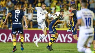 Rosario marca no início, mas Grêmio responde rápido e arranca empate na estreia da Libertadores