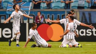 Grêmio joga mal, perde para o Libertad na Arena e cai para terceiro no Grupo H
