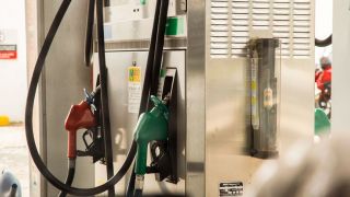 Petrobras anuncia nova queda nos preços da gasolina e do diesel nas refinarias