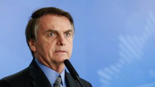 Bolsonaro pede volta ao trabalho, 'respeitando as normas do Ministério da Saúde'
